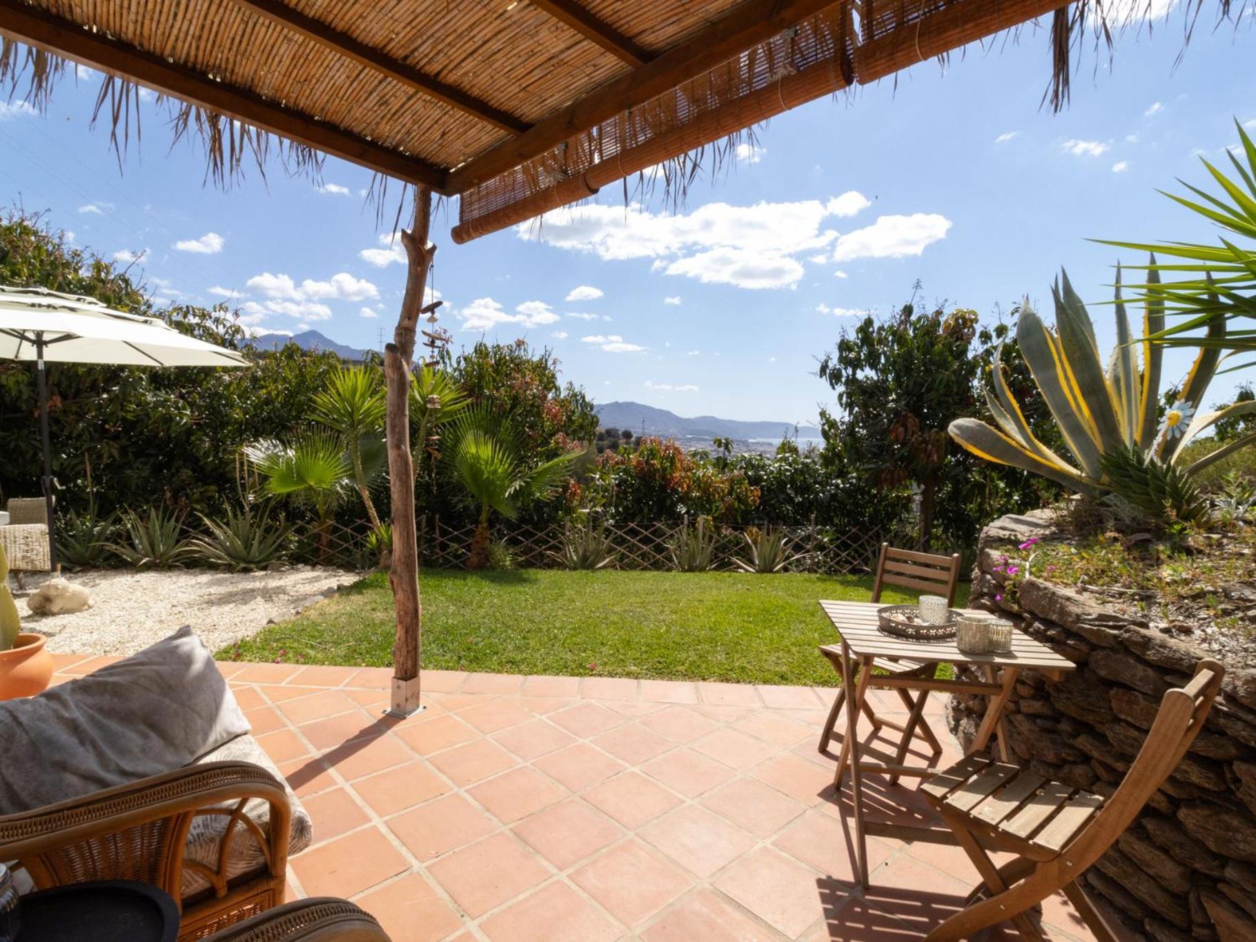 La Casa Del Burro Bed & Breakfast Nerja Bagian luar foto