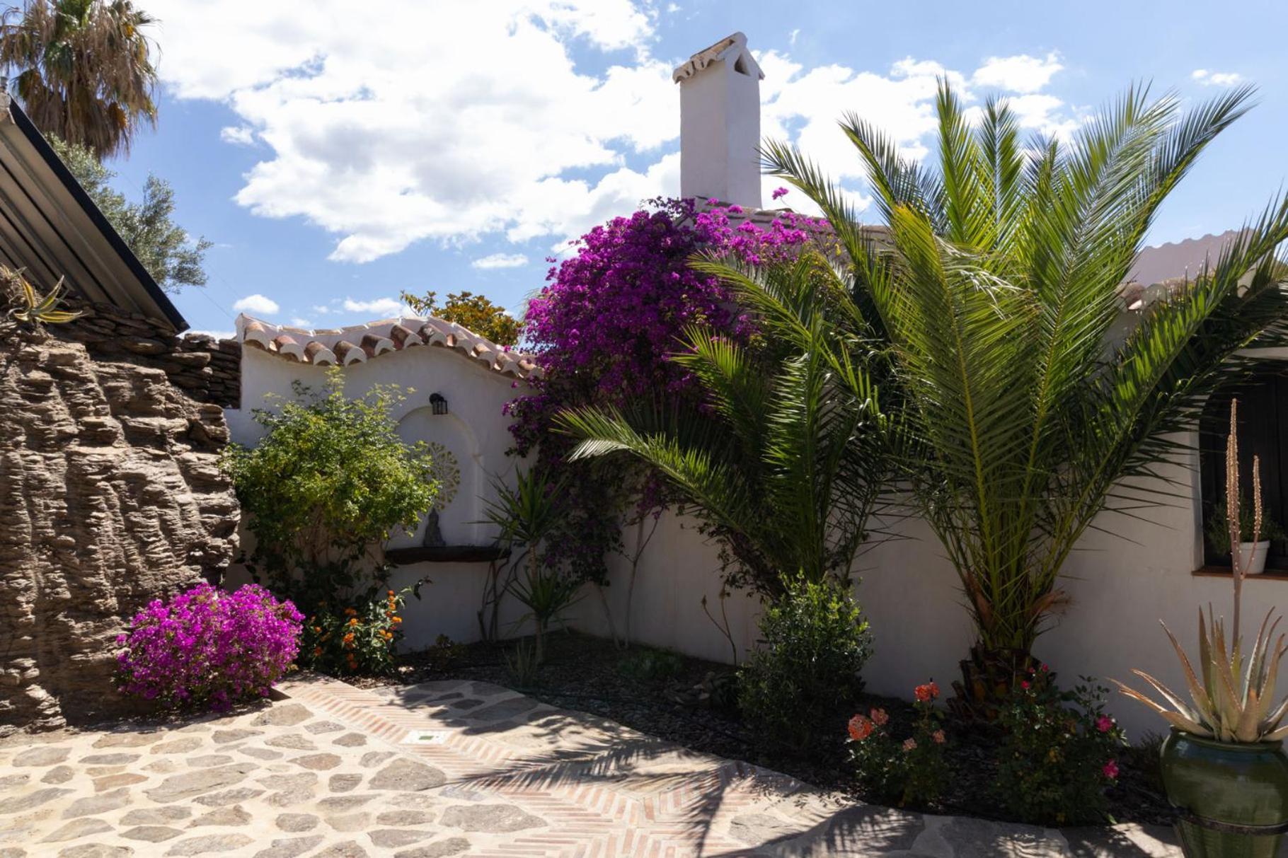 La Casa Del Burro Bed & Breakfast Nerja Bagian luar foto